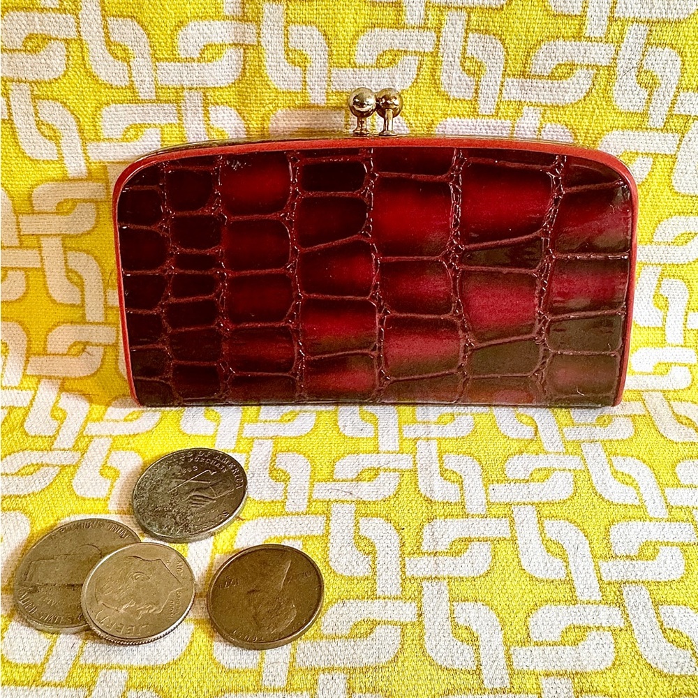 Vintage Coin Pouch - Faux Red Croc, Sleek, Cute